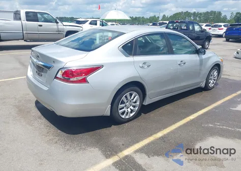 2015 Nissan Altima 2.5 S из США, поврежденный, VIN 1N4AL3AP2FC198764